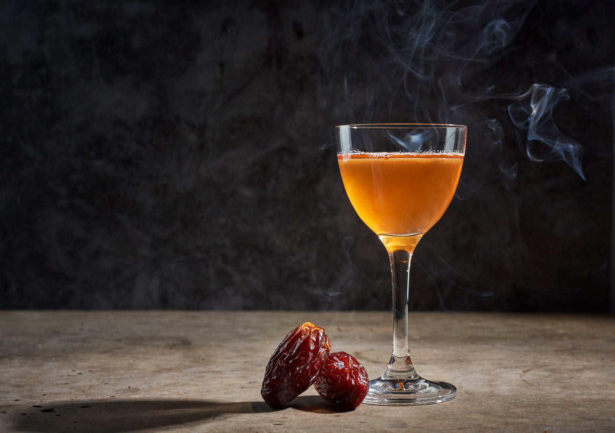 A Cocktail Date – CROSSIP