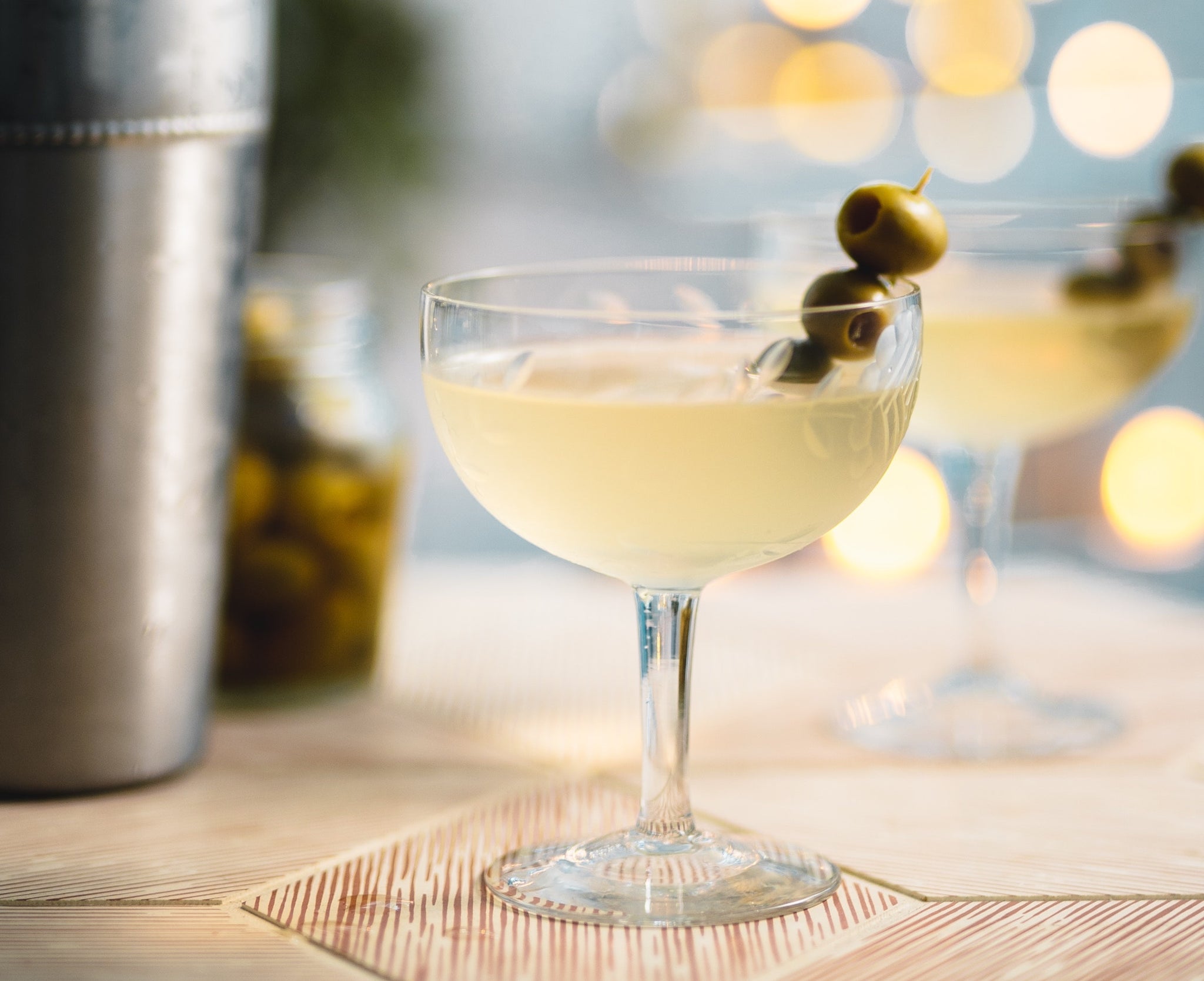 Simple Cocktails You Can Make at Home – CROSSIP